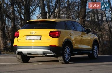 Внедорожник / Кроссовер Audi Q2 2016 в Киеве