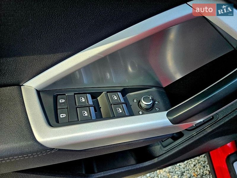 Позашляховик / Кросовер Audi Q2 2023 в Полтаві