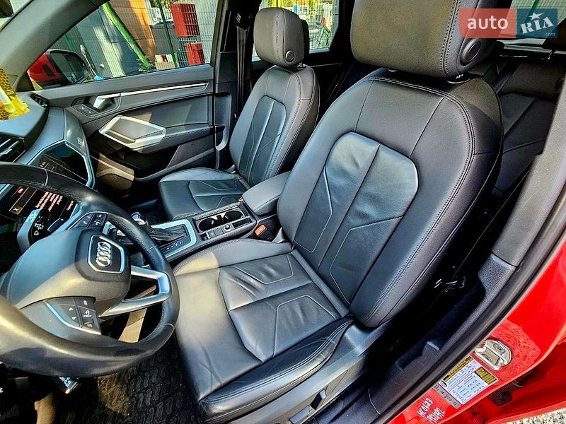 Позашляховик / Кросовер Audi Q2 2023 в Полтаві