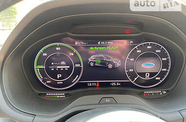 Внедорожник / Кроссовер Audi Q2L e-tron 2019 в 