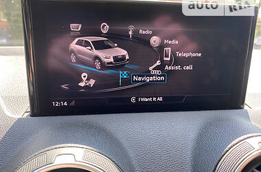 Внедорожник / Кроссовер Audi Q2L e-tron 2019 в 