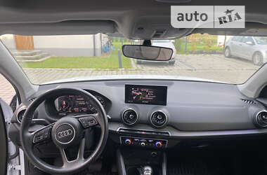 Внедорожник / Кроссовер Audi Q2L e-tron 2021 в Львове