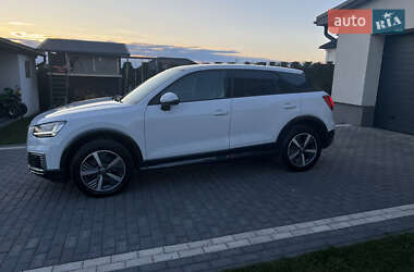 Внедорожник / Кроссовер Audi Q2L e-tron 2021 в 