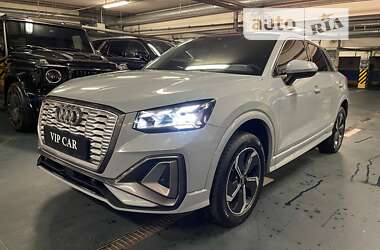 Позашляховик / Кросовер Audi Q2L e-tron 2022 в Києві