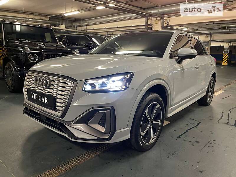 Audi Q2L e-tron 2022