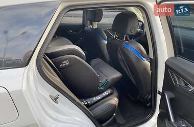 Внедорожник / Кроссовер Audi Q2L e-tron 2021 в 