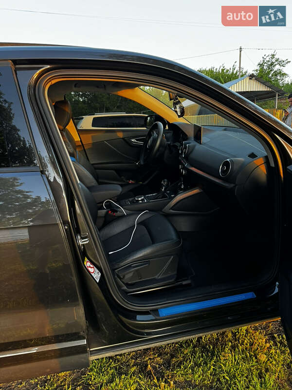 Позашляховик / Кросовер Audi Q2L e-tron 2021 в Кам'янському фото 20 Позашляховик / Кросовер Audi Q2L e-tron 2021 в Кам'янському