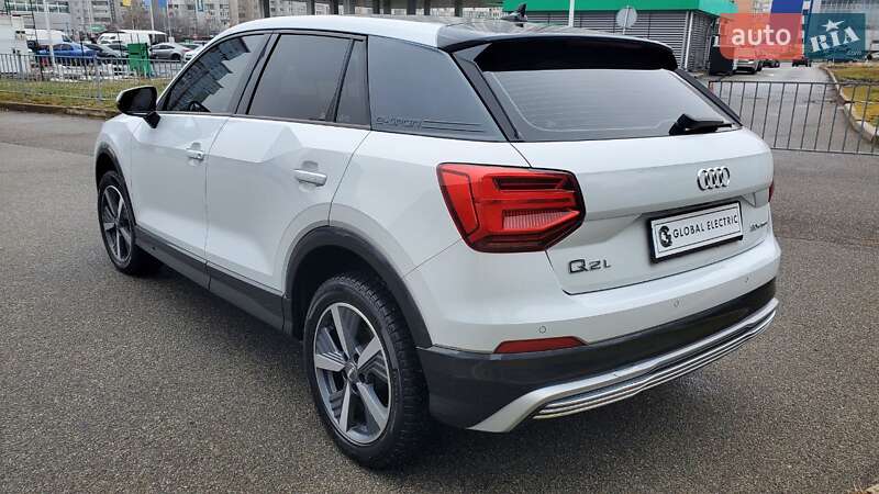 Позашляховик / Кросовер Audi Q2L e-tron 2021 в Києві