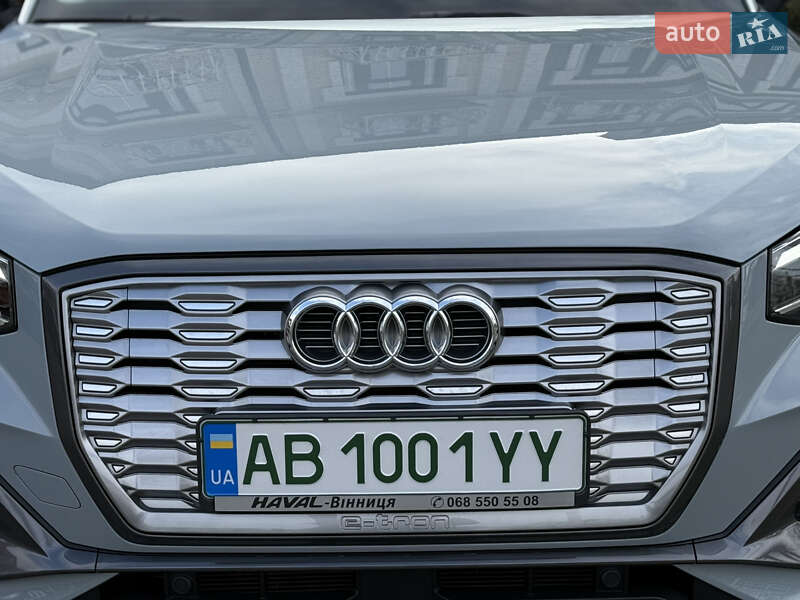 Позашляховик / Кросовер Audi Q2L e-tron 2022 в Вінниці