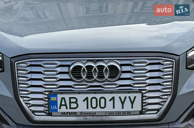 Внедорожник / Кроссовер Audi Q2L e-tron 2022 в 