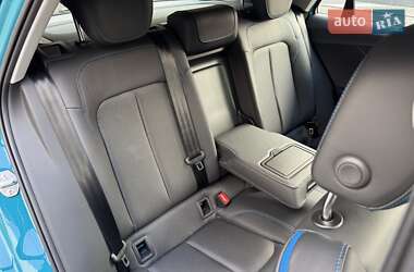 Позашляховик / Кросовер Audi Q2L e-tron 2021 в 
