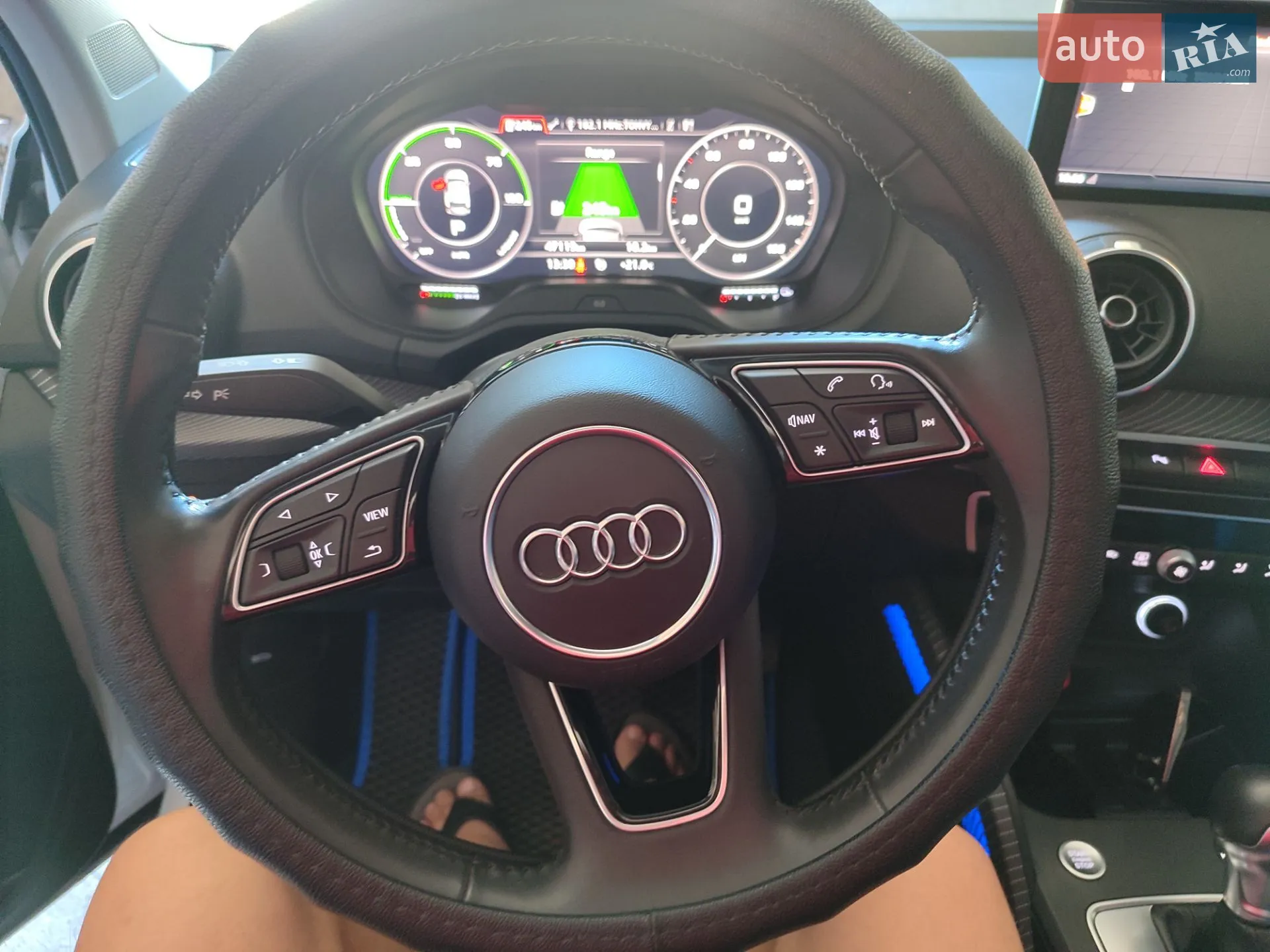 AUDI AUDI Q2L E-TRON 2021 VIN LFVNB9GA5M5472473 фото оголошення 12 з 27