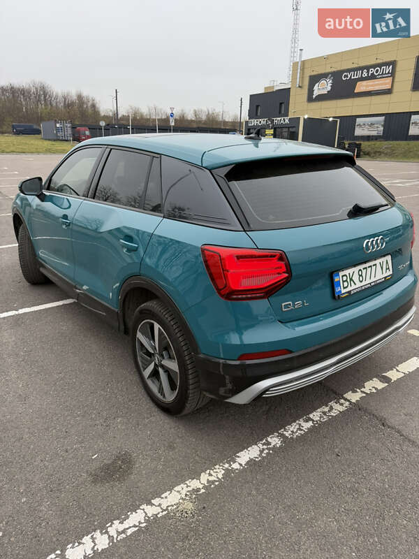 Внедорожник / Кроссовер Audi Q2L e-tron 2022 в Ровно