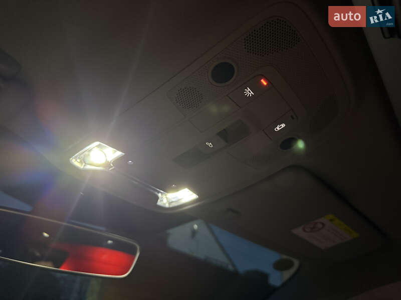 Внедорожник / Кроссовер Audi Q2L e-tron 2022 в Ровно