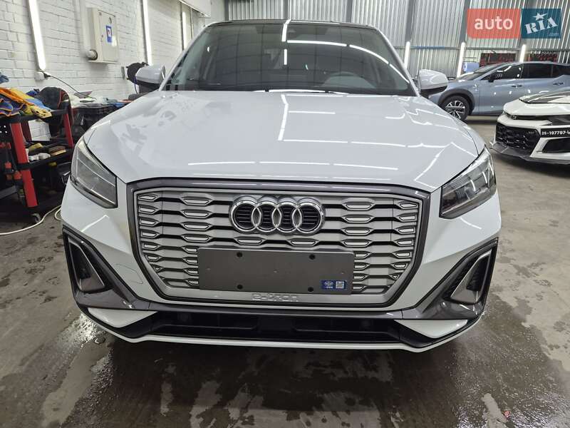 Внедорожник / Кроссовер Audi Q2L e-tron 2022 в Киеве фото 2 Внедорожник / Кроссовер Audi Q2L e-tron 2022 в Киеве