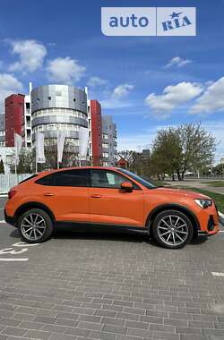 Внедорожник / Кроссовер Audi Q3 Sportback 2020 в Киеве