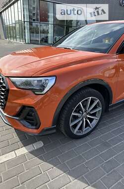 Внедорожник / Кроссовер Audi Q3 Sportback 2020 в Киеве