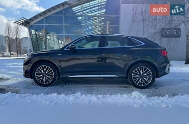 Внедорожник / Кроссовер Audi Q3 Sportback 2021 в Киеве