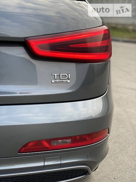 Позашляховик / Кросовер Audi Q3 2013 в Києві