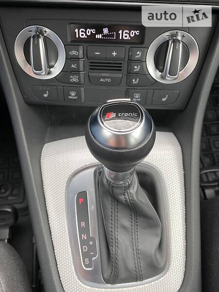 Позашляховик / Кросовер Audi Q3 2013 в Києві