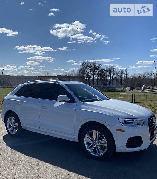 Позашляховик / Кросовер Audi Q3 2017 в Вінниці