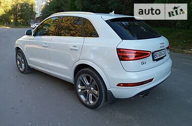 Внедорожник / Кроссовер Audi Q3 2014 в Тернополе