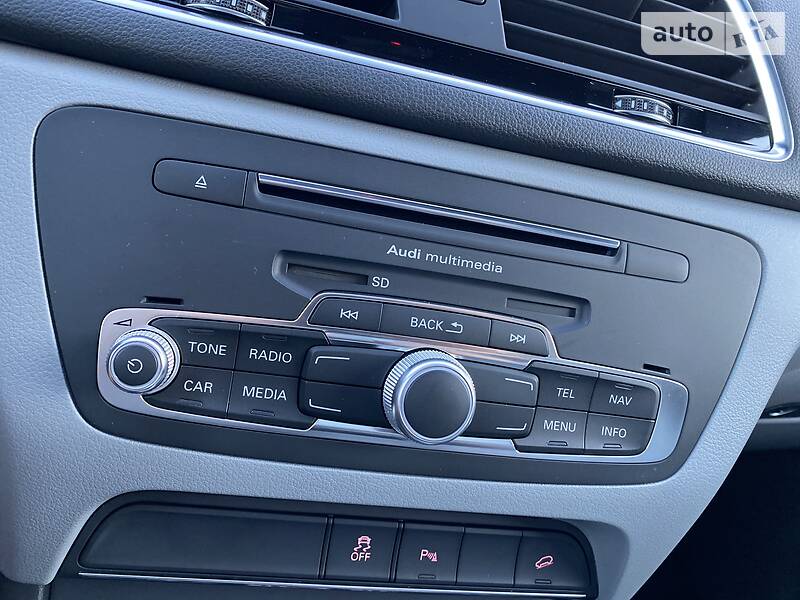 Позашляховик / Кросовер Audi Q3 2017 в Києві