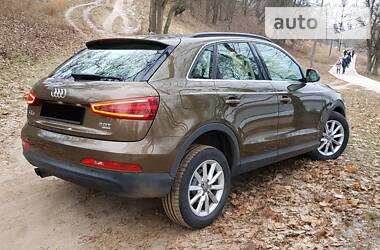 Внедорожник / Кроссовер Audi Q3 2012 в Сумах