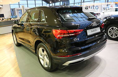 Внедорожник / Кроссовер Audi Q3 2020 в Днепре