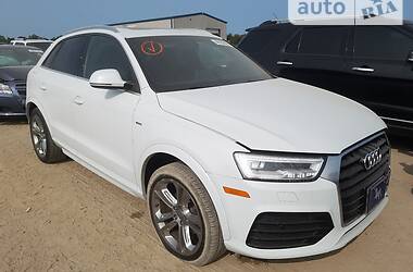 Внедорожник / Кроссовер Audi Q3 2016 в Киеве