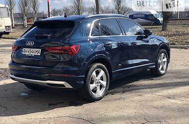 Позашляховик / Кросовер Audi Q3 2019 в Дніпрі