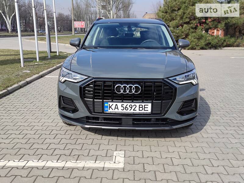 Внедорожник / Кроссовер Audi Q3 2020 в Запорожье