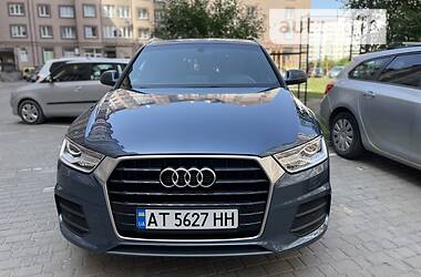 Позашляховик / Кросовер Audi Q3 2016 в Івано-Франківську