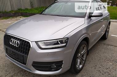 Позашляховик / Кросовер Audi Q3 2015 в Харкові
