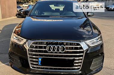 Позашляховик / Кросовер Audi Q3 2017 в Дніпрі