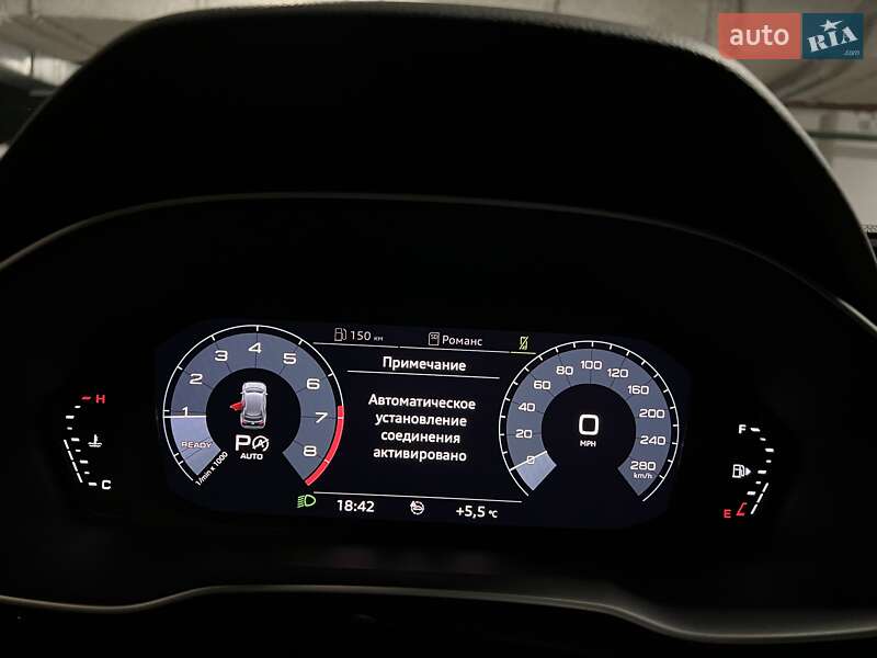 Внедорожник / Кроссовер Audi Q3 2019 в Киеве