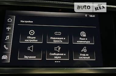 Внедорожник / Кроссовер Audi Q3 2019 в Киеве