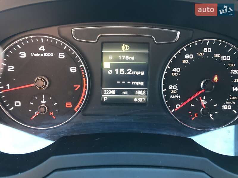 Внедорожник / Кроссовер Audi Q3 2018 в Харькове