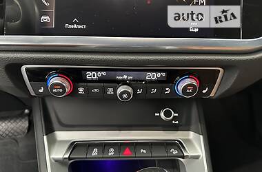 Внедорожник / Кроссовер Audi Q3 2020 в 