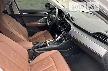 Внедорожник / Кроссовер Audi Q3 2020 в 