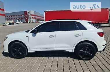 Внедорожник / Кроссовер Audi Q3 2020 в Киеве