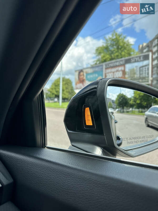 Позашляховик / Кросовер Audi Q3 2019 в Львові