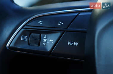 Внедорожник / Кроссовер Audi Q3 2021 в 