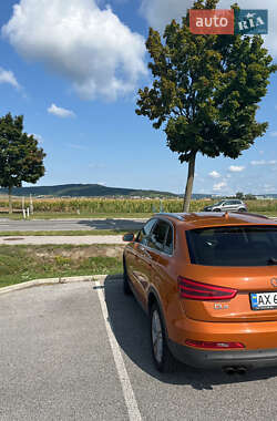 Внедорожник / Кроссовер Audi Q3 2011 в 