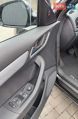 Внедорожник / Кроссовер Audi Q3 2016 в Львове