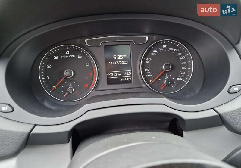 Внедорожник / Кроссовер Audi Q3 2017 в Тернополе