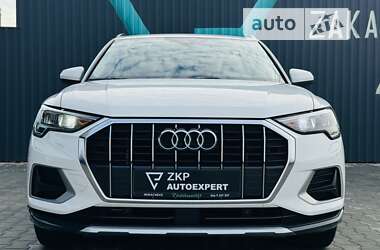 Внедорожник / Кроссовер Audi Q3 2019 в 