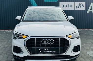Внедорожник / Кроссовер Audi Q3 2019 в 