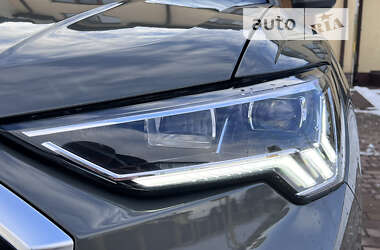 Внедорожник / Кроссовер Audi Q3 2022 в 