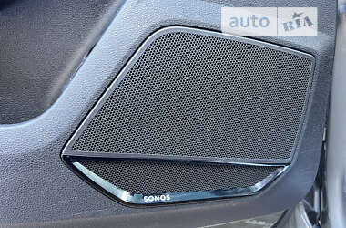 Внедорожник / Кроссовер Audi Q3 2022 в 